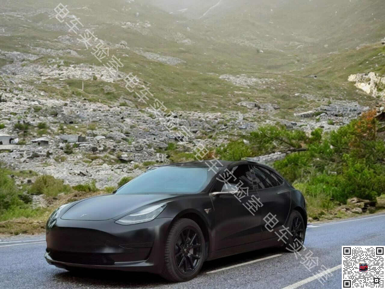 特斯拉Model 3陶瓷黑